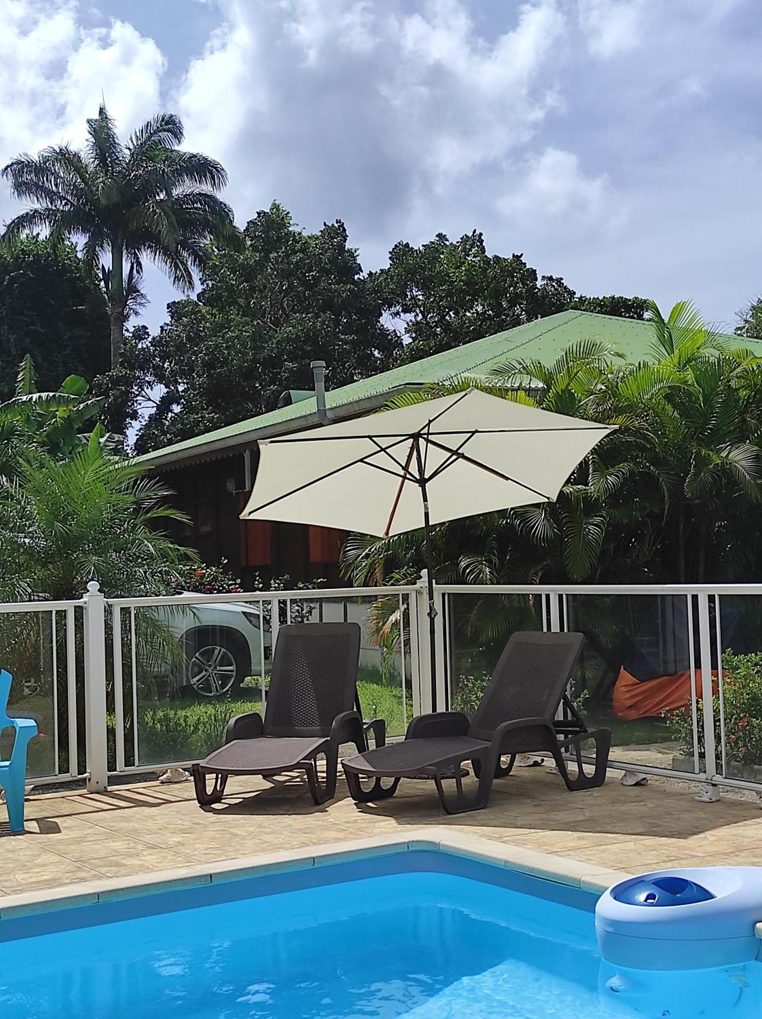 Le Tri Haut De Bellevue - Bungalow Heliconia Pointe-Noire Exterior foto
